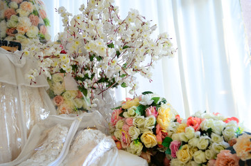 Wedding decor beige bonbonniere in a white basket