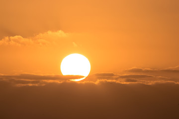 Obraz premium orange sun at the sunset