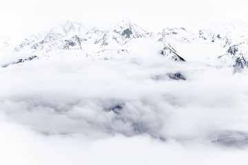 Kitzbüheler Alpen früh morgens im Nebel, ein schönes Foto im Jahre 2013