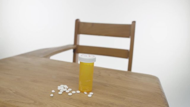 Prescription medication for students in classroom to improve focus