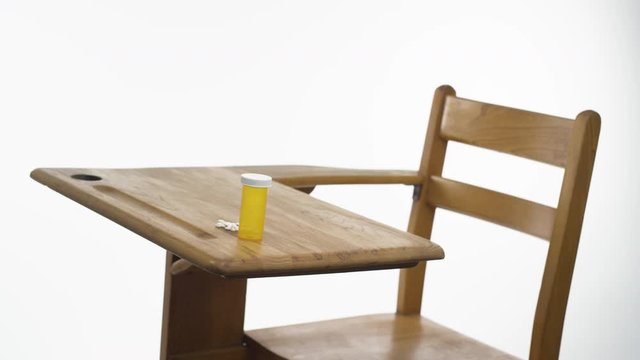 Prescription medication for students in classroom to improve focus