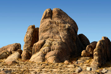 Fototapeta na wymiar This geologic rock formation is located in a place called The Alabama Hills in the Eastern Sierra Foothills of California