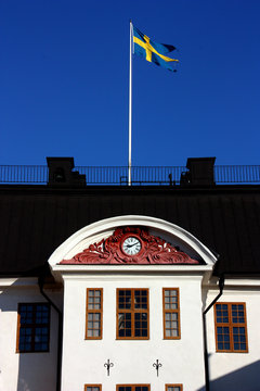 Karlbergs slott vid Karlbergssj&ouml;n i Solna.
