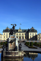 Fototapeta na wymiar Drottningholms slott på Lovön i Ekerö Kommun.