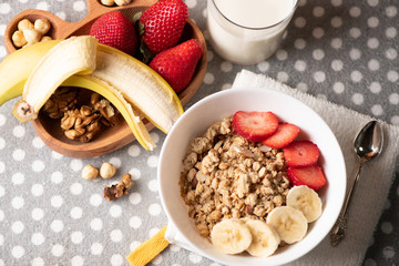 muesli with fruits and nuts