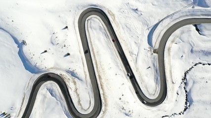 Passtrasse im Schnee