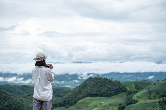 Travel and take pictures at the top of the mountains in northern Thailand