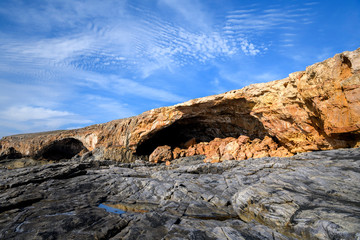 Fototapeta na wymiar Old Whaleman’s Grotto, Whalers Way, South Australia