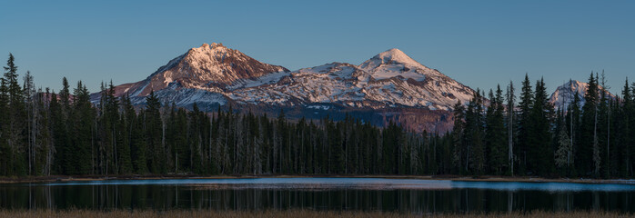 Mountain Panorama - Oregon