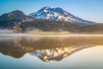 Sunrise and Mountains - Oregon