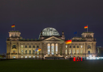 Berlin - Reichstagsgebäude Nachtaufnahme