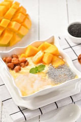 The beauty drink in Asia is made of peach gum, mango and Sago