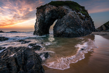 Sonnenaufgang am Horse Head Rock, Bermagui, New South Wales, Australien © David