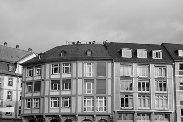 Sorgfältig restaurierte Häuserzeile der Fünfzigerjahre an der Braubachstraße am Römerberg mit...