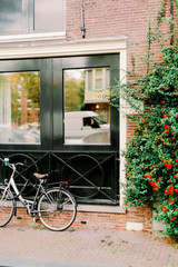 Fototapeta na wymiar bicycles on the streets of amsterdam