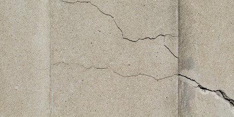 Crepe nel muro - scossa di terremoto