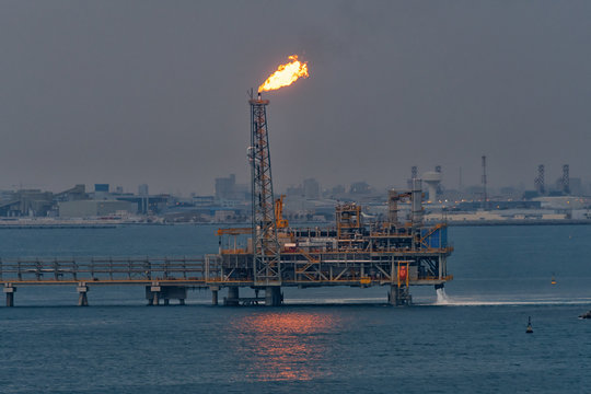 Bohrplattform vor der K&uuml;ste von Bahrain