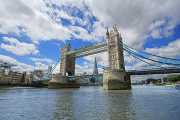 Fototapeta na wymiar tower bridge london