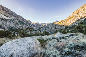 Fototapeta na wymiar high altitude mountain pass with vista of canyon and peaks