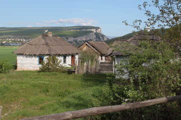 Fototapeta na wymiar old wooden house in the village