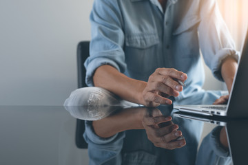 Casual business, E learning