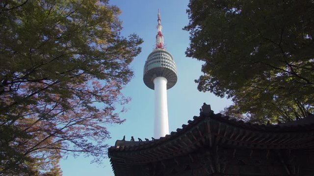 4k rising shot of Seoul Tower
