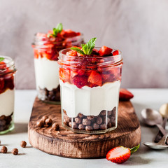 Yoghurt with Strawberries and Cereal
