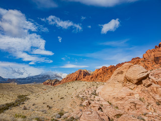 Fototapeta premium Winter snowy landscape of the famous Red Rock Canyon