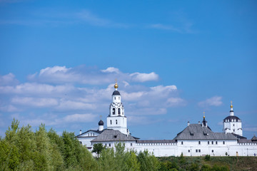Fototapeta na wymiar Buildings of Orthodox churches in the city of Sviyazhsk, Russia