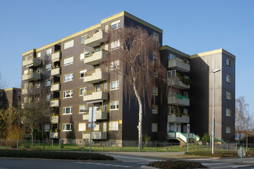 Mehrfamilienhaus mit Flachdach, Kamen, Nordrhein-Westfalen, Deutschland, Europa