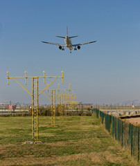 Avión aterrizando