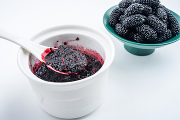 Nutritious and delicious mulberry jam