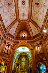 Fototapeta premium Innenansicht der Igreja de Santo Ildefons in Porto/Portugal