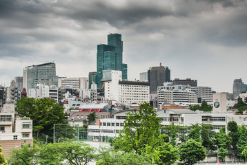 Fototapeta premium Skyscrapers and business buildings in Tokyo