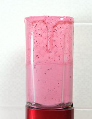 glass with freshly made smoothie
