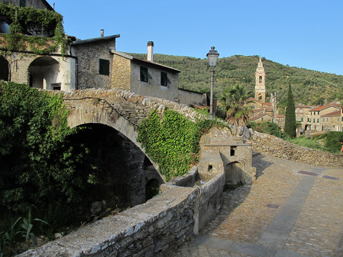 Dolcedo, Ligurien, Italien, Kirche