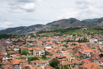 Fototapeta na wymiar Vue panoramique de Korça en Albanie