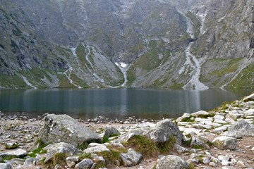 Czarny Staw pod Rysami o poranku © Marta