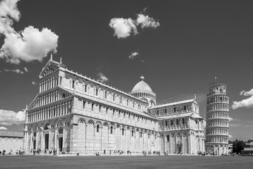 Obraz premium Historical landmark leaning tower of Pisa, Italy