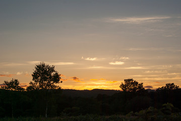 輝く夕焼けの空