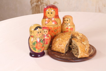 Puff pastry pie with chicken and mushrooms © Pretti