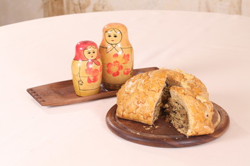 Puff pastry pie with chicken and mushrooms © Pretti