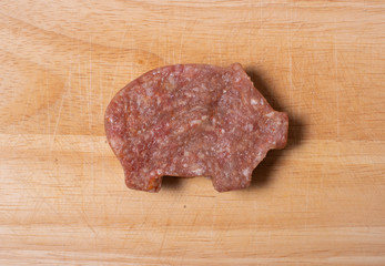 Hackfleisch Frikadellen zu einem Fleischklößchen Schwein zubereitet fürs Kochen