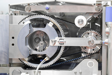 Black timing belt that synchronizes the rotation of gear drum in food machine