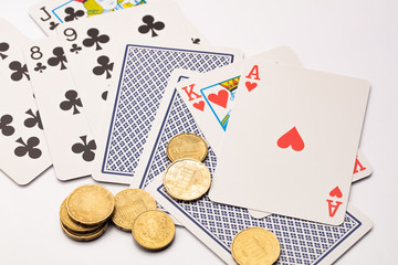 Poker Karten und Münzen