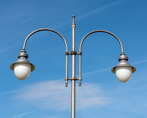Street lamp with two ball lamps