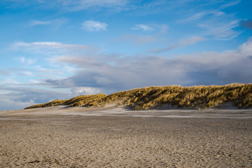 abendlicher Strandsparziergang