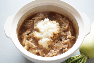 豚バラ肉のみぞれ鍋