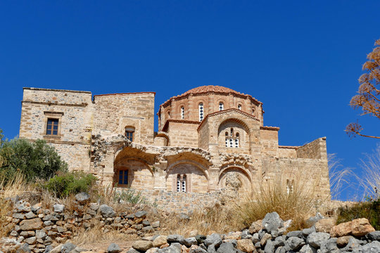 The church of Agia Sofia is a valuable church located in the upper part of the fortress of Monemvasia