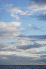 湘南の水平線と空